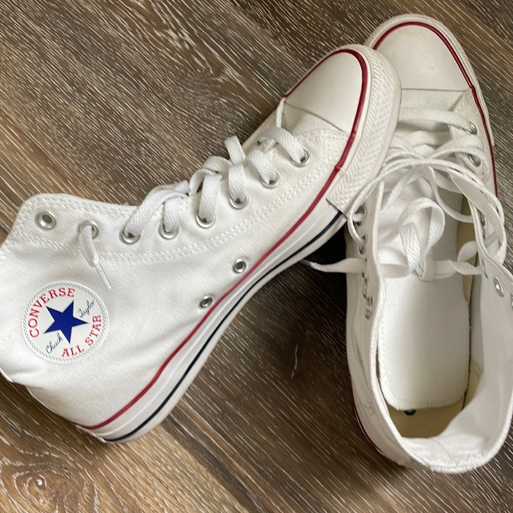 Converse Shoes Men Size 8.5